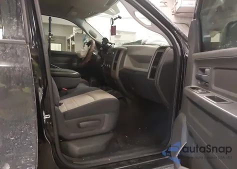 2012 Ram 1500 St z USA, uszkodzony, nr VIN 1C6RD7KT0CS263343